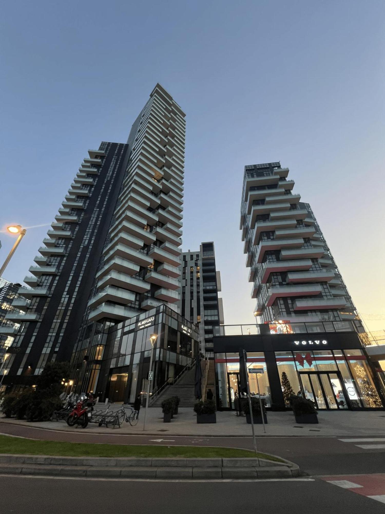 Skyline Solaria Milano Hotel Екстериор снимка